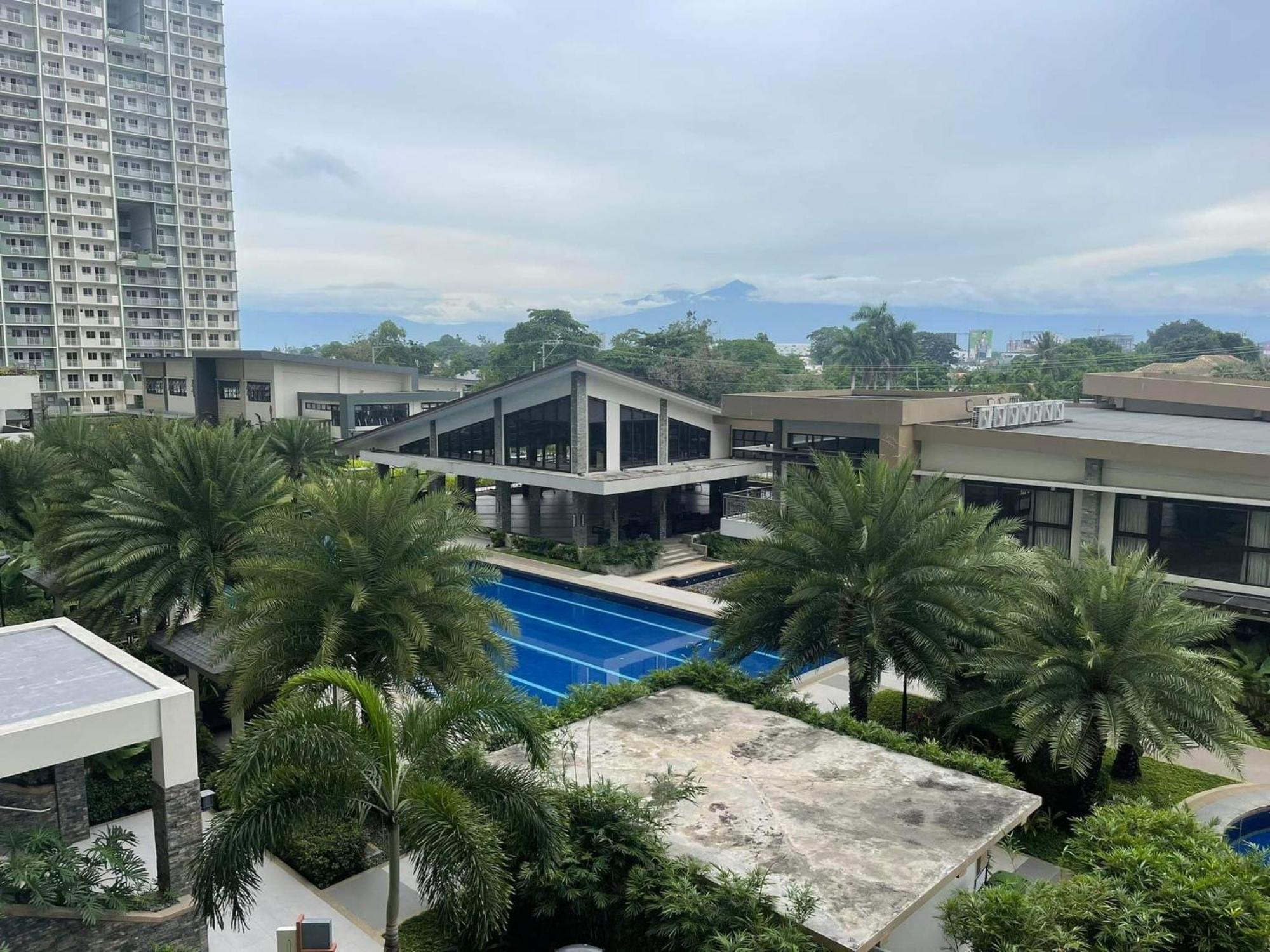 Verdon Parc Davao City With Balcony By Darpm מראה חיצוני תמונה